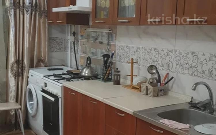 3-комнатная квартира · 61 м², Суворова 12 за 200 000 ₸ в Астане — фото 2