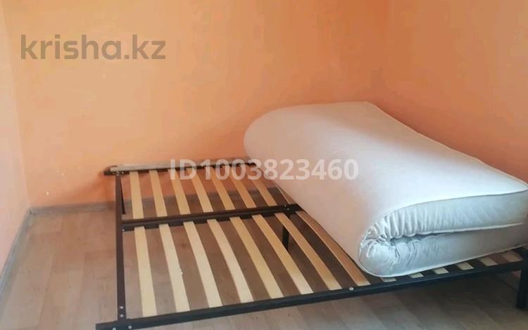 2-бөлмелі пәтер · 40 м² · 2/2 қабат, Торетай 82 — Райымбек, бағасы: 120 000 ₸ в Алматы, Жетысуский р-н — фото 2
