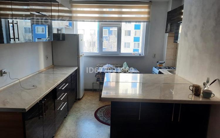 2-комнатная квартира · 56 м² · 2/9 этаж, мкр Нурсат 2 36 за 20 млн ₸ в Шымкенте, Каратауский р-н — фото 2