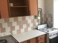 2-бөлмелі пәтер · 42 м² · 2/5 қабат, Жаңа қала ш/а., Нуркена Абдирова 48/2 — Возле Оптимы, бағасы: ~ 12.9 млн ₸ в Караганде, Казыбек би р-н