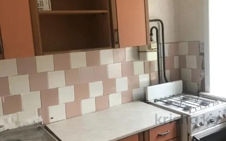 2-бөлмелі пәтер · 42 м² · 2/5 қабат, Жаңа қала ш/а., Нуркена Абдирова 48/2 — Возле Оптимы, бағасы: ~ 12.9 млн ₸ в Караганде, Казыбек би р-н — фото 2