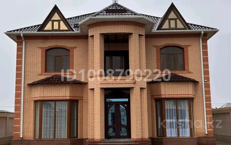 Отдельный дом · 8 комнат · 400 м² · 10 сот., Рыспеков 133 — Комунизм за 160 млн ₸ в Туркестане — фото 2