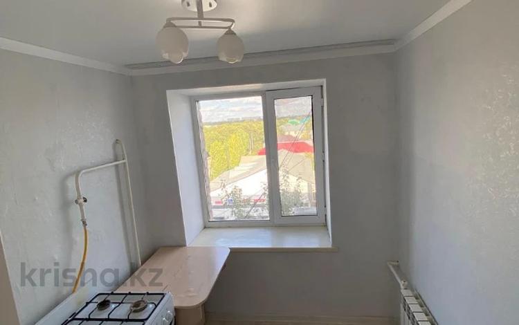 2-комнатная квартира · 30 м² · 5/5 этаж, Смагулова за 25.5 млн ₸ в Актобе, мкр. Курмыш — фото 2