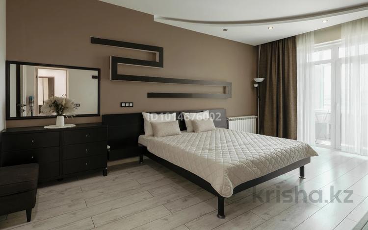 2-бөлмелі пәтер · 80 м² · 15/22 қабат, Самал-2 ш/а. 97б — Достык, бағасы: 50 000 ₸ в Алматы, Медеуский р-н — фото 3