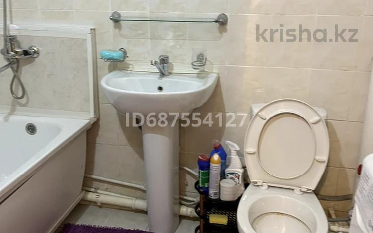 1-комнатная квартира · 31 м² · 3/5 этаж, Курмангазы 1 за 150 000 ₸ в Атырау, мкр Авангард-4 — фото 2