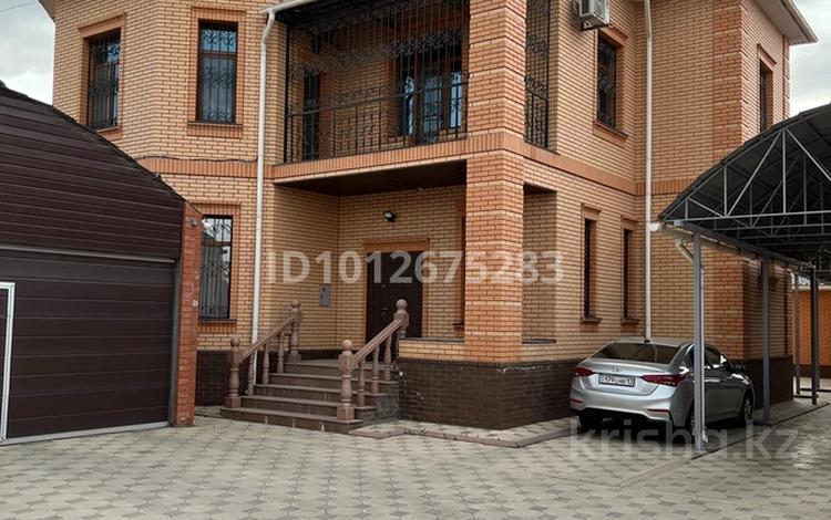 Отдельный дом · 6 комнат · 240 м² · 8 сот., мкр Северо-Запад за 175 млн ₸ в Шымкенте, Абайский р-н — фото 2