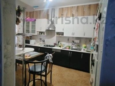 2-бөлмелі пәтер · 93 м² · 10/16 қабат, Шұғыла ш/а., Жуалы 24, бағасы: 38 млн ₸ в Алматы, Наурызбайский р-н