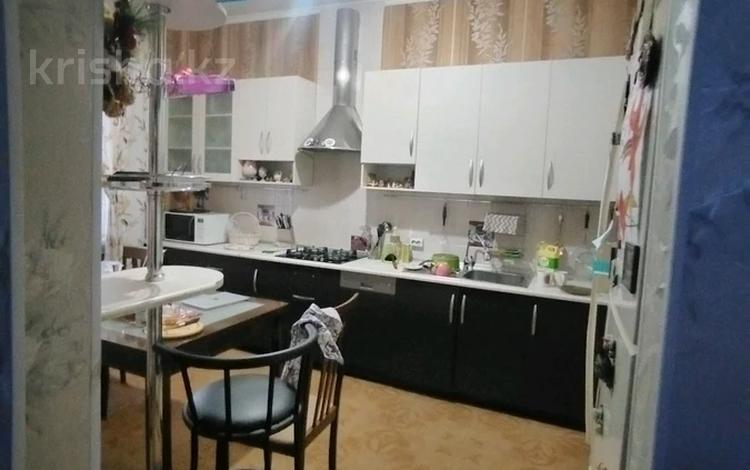 2-бөлмелі пәтер · 93 м² · 10/16 қабат, Шұғыла ш/а., Жуалы 24, бағасы: 38 млн ₸ в Алматы, Наурызбайский р-н — фото 6