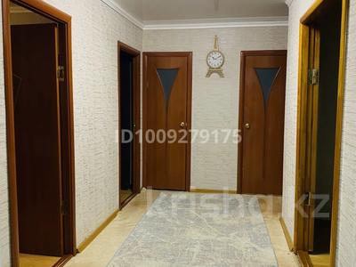 3-бөлмелі пәтер · 80 м² · 6/10 қабат, Набережный 84, бағасы: 24 млн ₸ в Актобе, мкр. Курмыш