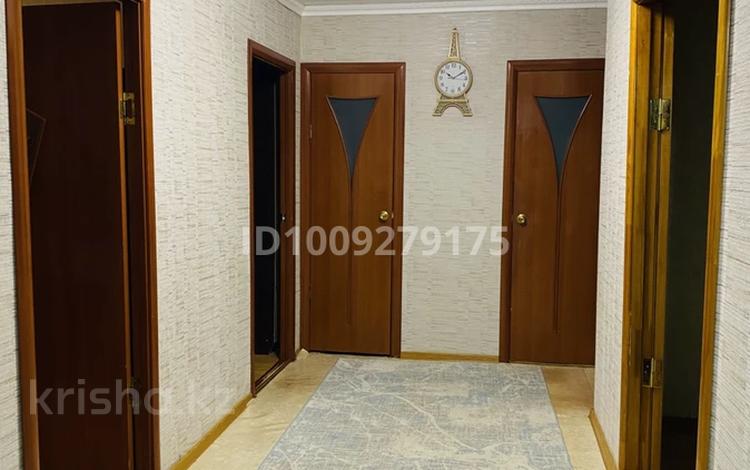 3-бөлмелі пәтер · 80 м² · 6/10 қабат, Набережный 84, бағасы: 24 млн ₸ в Актобе, мкр. Курмыш — фото 2