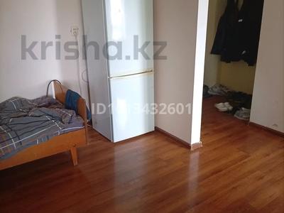 2-комнатная квартира · 45 м² · 5/5 этаж, Майкудук, Майкудук, 14й микрорайон 8 — О.П. и аллеи Алихан Бокейхана за 70 000 ₸ в Караганде, Алихана Бокейханова р-н