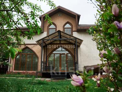 Дом · 4 комнаты · 700 м², Луч востока 362 за 200 000 ₸ в 
