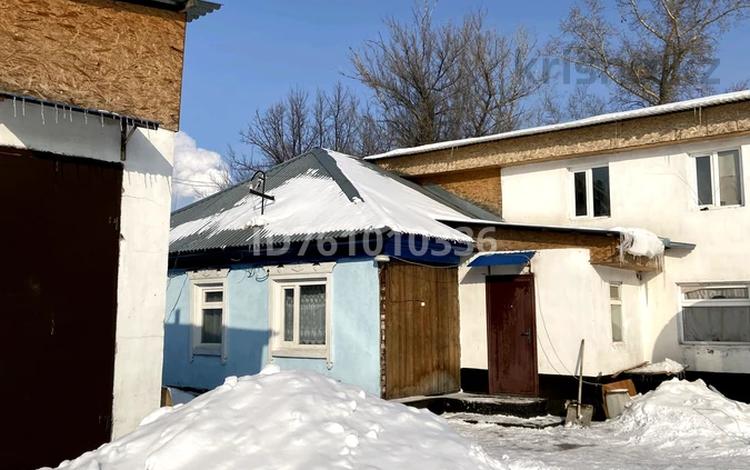 Отдельный дом · 10 комнат · 330 м² · 11 сот., Заливной 9 — Напротив ДВД за 30 млн ₸ в Усть-Каменогорске, Ульбинский — фото 2