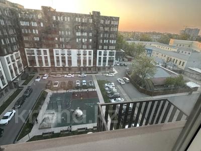 3-комнатная квартира · 87 м² · 8/9 этаж, улица Гагарина за 280 000 〒 в Шымкенте, Аль-Фарабийский р-н