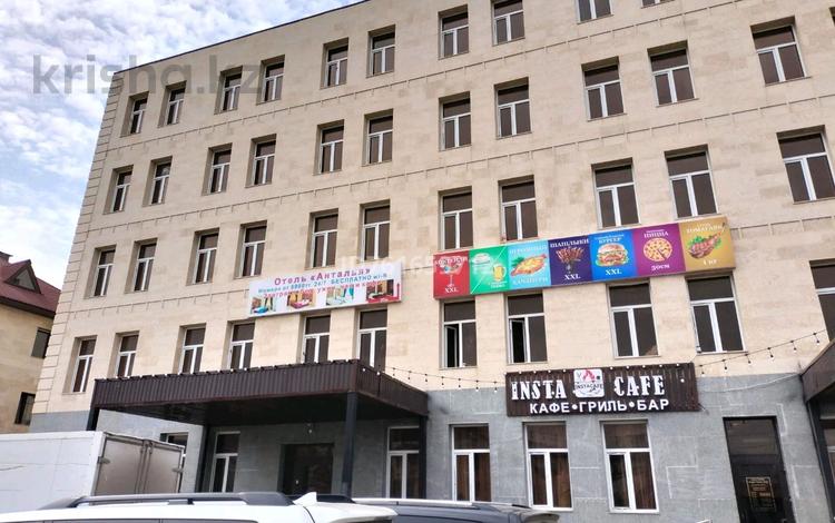 Свободное назначение, офисы, салоны красоты, фитнес и спорт, медцентры и аптеки, образование, кабинеты и рабочие места, студии · 30 м² за 130 000 〒 в Астане, Алматы р-н — фото 11