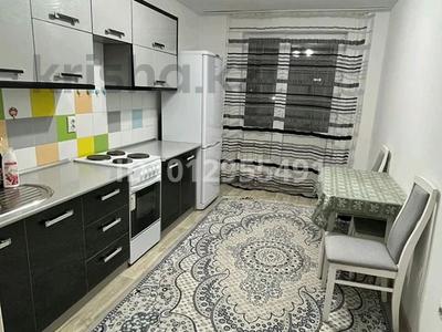 1-комнатная квартира · 42 м² · 4/8 этаж, Б. Момышулы 5 за 200 000 ₸ в Алматы, Алатауский р-н