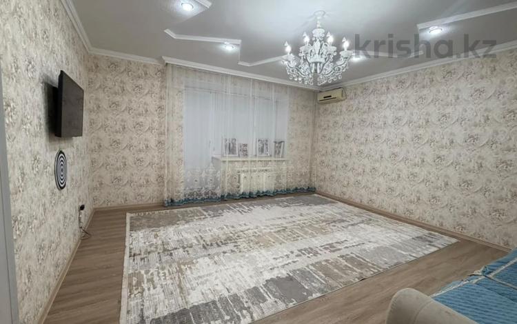 2-бөлмелі пәтер · 89 м² · 4/5 қабат, Алтын орда ш/а., бағасы: 31 млн ₸ в Актобе, мкр. Алтын орда — фото 6