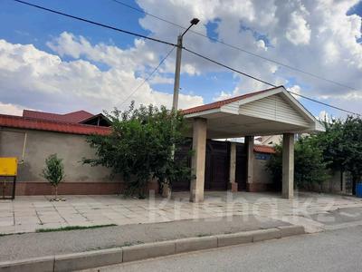 Отдельный дом · 7 комнат · 240 м² · 8 сот., мкр Самал-2, Мкр Шұғыла 36/1 за 72 млн 〒 в Шымкенте, Абайский р-н
