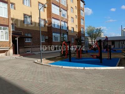 2-комнатная квартира · 70 м² · 2/5 этаж, Сырыма Датова улица 38 корпус 1 — Остановка рынка Ел ырысы за 28.9 млн ₸ в Уральске