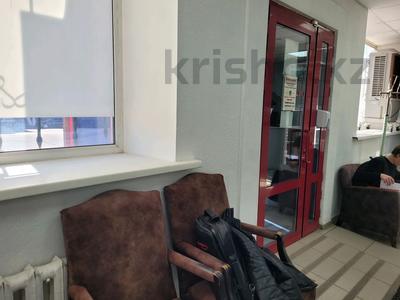 Свободное назначение, офисы, магазины и бутики, общепит, салоны красоты, медцентры и аптеки, студии · 150 м² за 800 000 〒 в Караганде, Казыбек би р-н