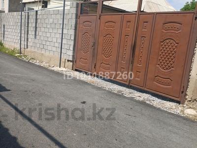 Отдельный дом · 5 комнат · 200 м² · 6 сот., жилой массив Кайнар Булак, Клубничная 6 за 40 млн ₸ в Шымкенте, Абайский р-н