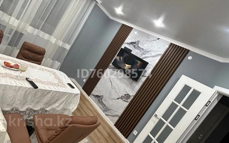 3-комнатная квартира · 103 м² · 3/5 этаж, мкр. Алтын орда 29а — Автоцонның артында за 37 млн 〒 в Актобе — фото 2