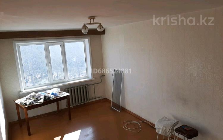 3-комнатная квартира, 64 м², 5/5 этаж, Торайгырова 10 — 1000 мелочей за 17.5 млн 〒 в Павлодаре — фото 2