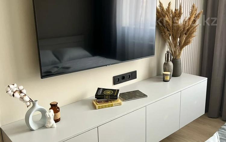 2-комнатная квартира · 60 м² · 12/15 этаж, 17-й мкр, ​17-й микрорайон 6 за 2 500 〒 в Актау — фото 4