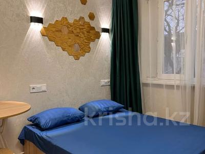 Продажа квартир в Алматы: 1-комнатная квартира · 18 м² · 3/4 этаж, мкр №5 за 17 млн 〒 1-комнатная квартира · 18 м² · 3/4 этаж, мкр №5 за 17 млн 〒 в Алматы, Ауэзовский р-н
