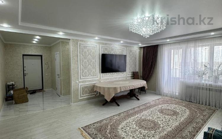 4-комнатная квартира · 129.5 м² · 2/5 этаж, мкр. Алтын орда за 50 млн ₸ в Актобе — фото 4