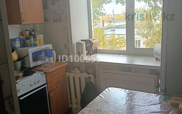 2-бөлмелі пәтер · 40.9 м² · 4/5 қабат, Абая 31, бағасы: 5 млн ₸ в Курчатове — фото 2