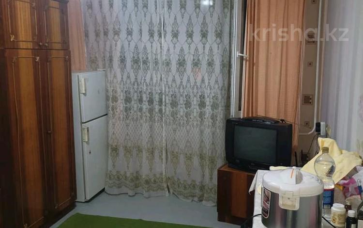 1-комнатная квартира, 18 м², 2/4 этаж, мкр №5 за 16 млн 〒 в Алматы, Ауэзовский р-н — фото 2