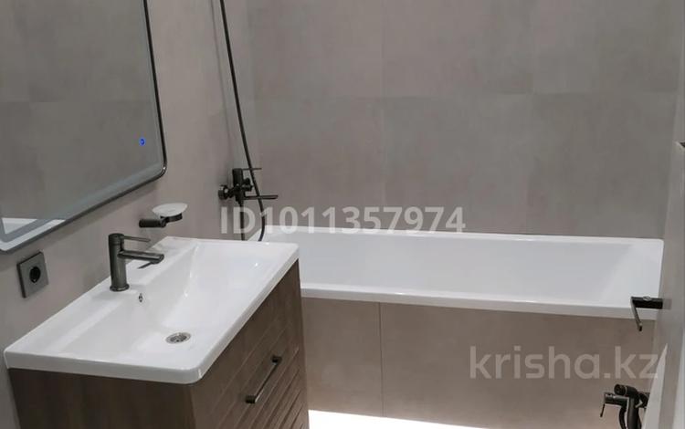 2-комнатная квартира · 39.6 м² · 2/9 этаж, Абая 86 за 28 млн ₸ в Астане, р-н Байконур — фото 2