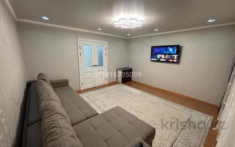3-комнатная квартира · 67 м² · 2/5 этаж, Турксиба 30 — Турлыханова за 32 млн ₸ в Семее, Красный Кордон — фото 2