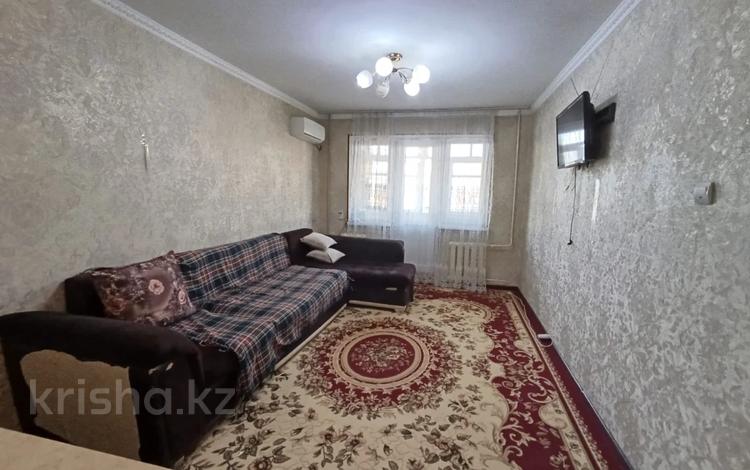 2-комнатная квартира, 45 м², 3/5 этаж, Толе би за 16.5 млн 〒 в Шымкенте, Аль-Фарабийский р-н — фото 10