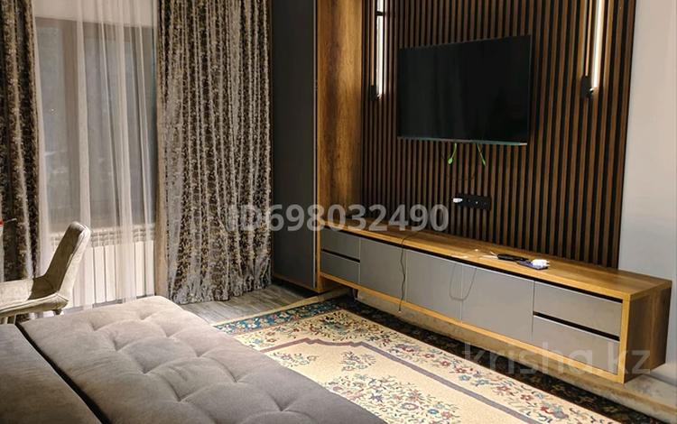 1-комнатная квартира · 50 м² · 1/5 этаж, 10 мкр 18 за 13 000 〒 в Таразе — фото 2