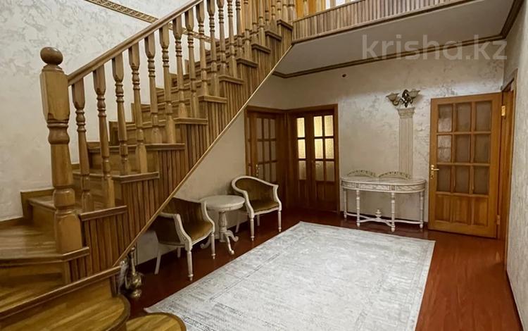 Дом · 9 комнат · 250 м², Маргулан 11 — Байтурсынова,Рыскулова за 70 000 〒 в Шымкенте, Аль-Фарабийский р-н — фото 2