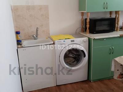 3-бөлмелі пәтер · 68 м² · 4/5 қабат, Отырар молтек ауданы 8 — Дина, бағасы: 100 000 ₸ в Туркестане