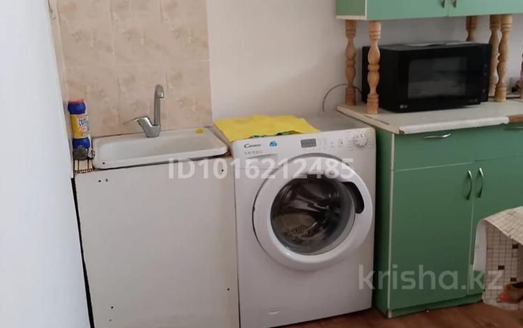 3-бөлмелі пәтер · 68 м² · 4/5 қабат, Отырар молтек ауданы 8 — Дина, бағасы: 100 000 ₸ в Туркестане — фото 2