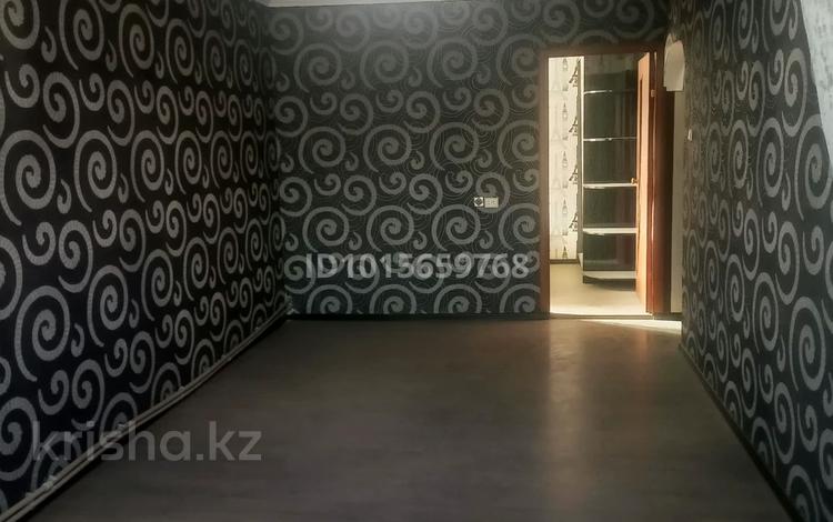 3-бөлмелі пәтер · 60 м² · 4/5 қабат, 15-шағынаудан 3, бағасы: 150 000 ₸ в Шымкенте, Аль-Фарабийский р-н — фото 14