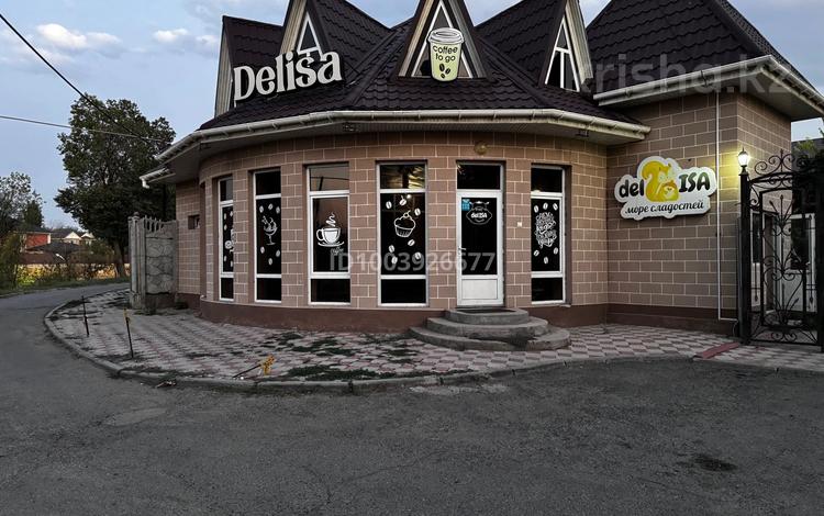 Магазины и бутики, общепит · 100 м² за 300 000 ₸ в Таразе, мкр Акбулым — фото 2