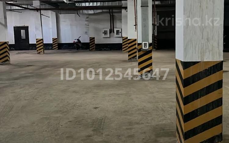 Паркинг · 20 м² · мкр Уркер, Туран 65 — Улы дала Туран за 2 млн ₸ в Астане, Нура р-н — фото 2