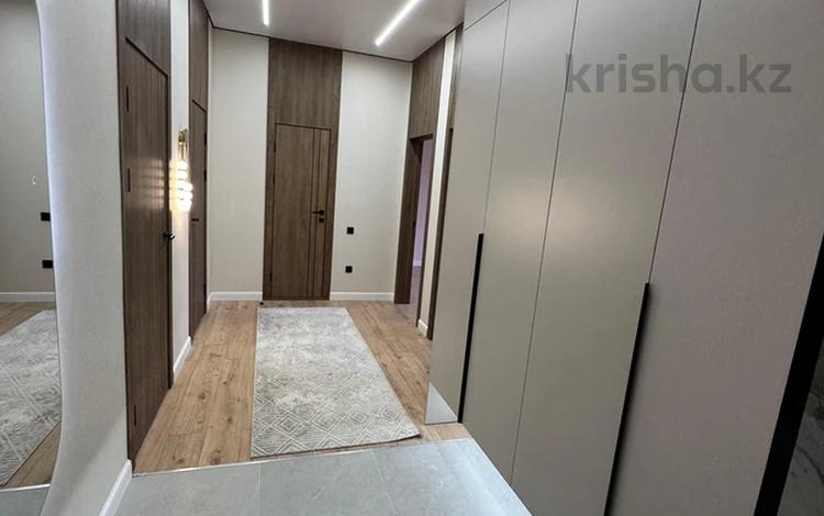 3-комнатная квартира · 105.9 м² · 4/9 этаж, Алтын орда 2 за 52.5 млн ₸ в Актобе — фото 2