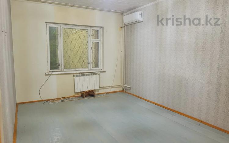 2-комнатная квартира · 51 м² · 2/5 этаж, 10 мкр — Район Кайкармета за 80 000 〒 в Таразе — фото 2
