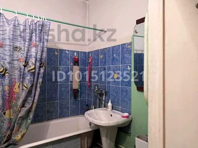 1-бөлмелі пәтер · 13 м² · 2/5 қабат, Есенжанова 6 — Ислама Каримова, бағасы: 12 млн ₸ в Алматы, Алмалинский р-н