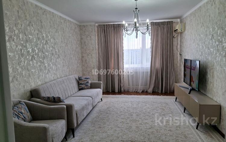 3-комнатная квартира, 105 м², 8/10 этаж, мкр 12 51 за 30 млн 〒 в Актобе, мкр 12 — фото 2