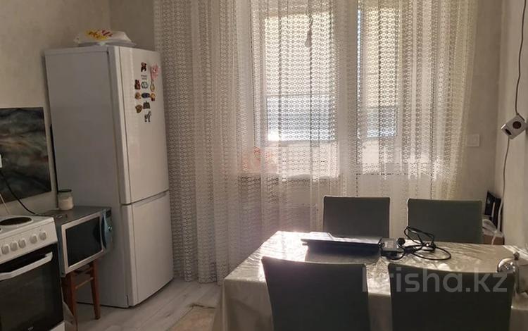 2-комнатная квартира · 58.4 м² · 9 этаж, Казыбек би 15 за 32 млн ₸ в Астане, Нура р-н — фото 2