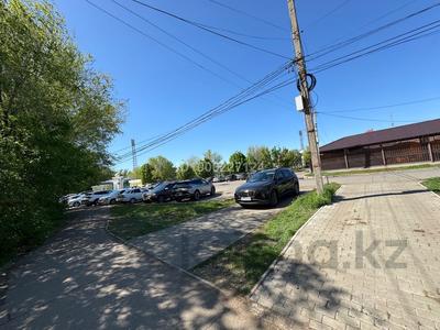 Отдельный дом · 3 комнаты · 59.6 м² · 7.34 сот., Ахмедияра Хусаинова 2/1 — Стадион Атоян, парк Кирова за 95 млн 〒 в Уральске