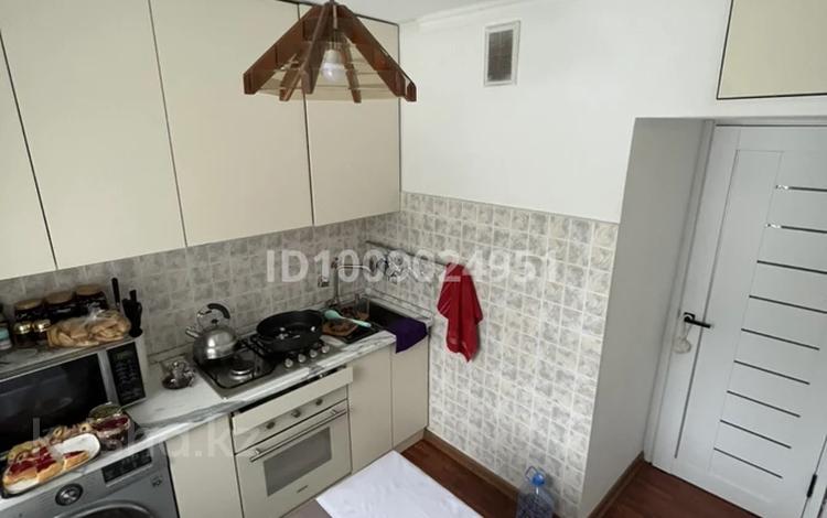 3-бөлмелі пәтер · 56 м² · 1/5 қабат, мкр Орбита-1 36 — Навои, бағасы: 40 млн ₸ в Алматы, Бостандыкский р-н — фото 2