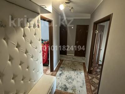 3-комнатная квартира · 63.1 м² · 3/5 этаж, ул. 25-й Чапаевской дивизии 6 за 20 млн ₸ в Уральске, мкр Школьник